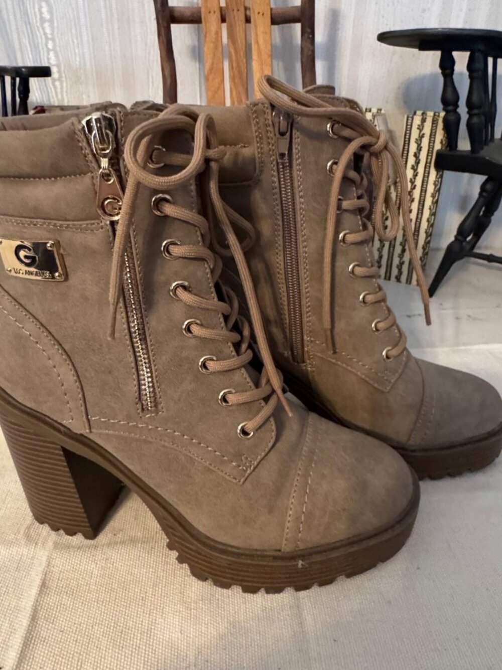 GBG Los Angeles Taupe Sheeva Stacked Heel Bootie Size 7 1/2